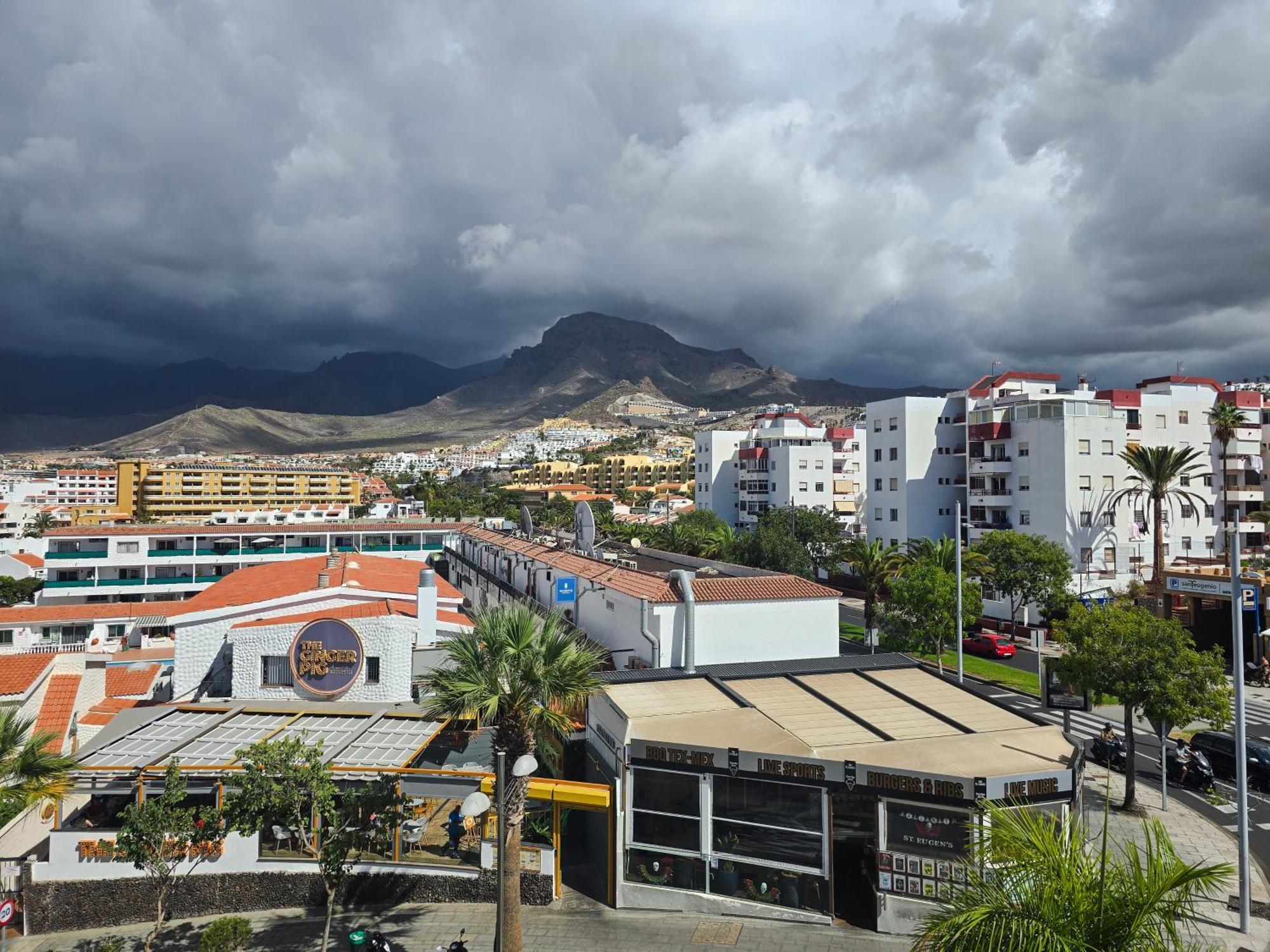 Sunset In Los Geranios By Helloapartments Costa Adeje  Bagian luar foto